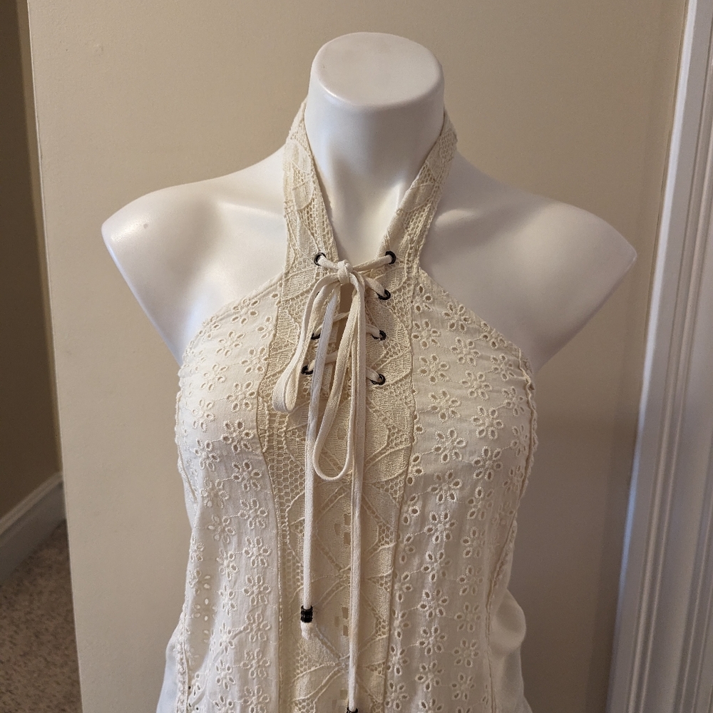 Coco + Jaimeson Cream Eyelet Lace Front Halter To… - image 4